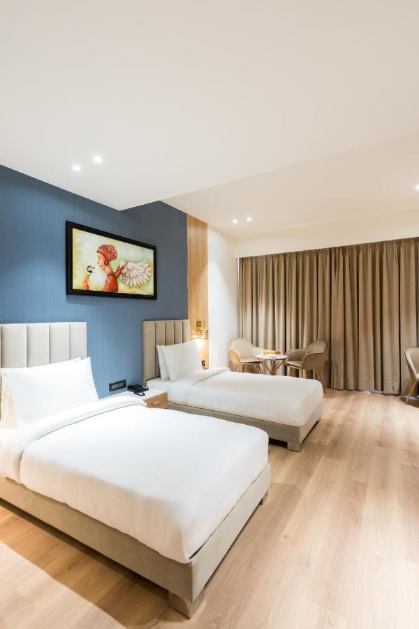 Dayal Gateway Otel Lucknow Dış mekan fotoğraf